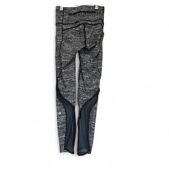Lululemon x RXBAR Black and White Pace Perfect  Leggings - Picture 3 of 6